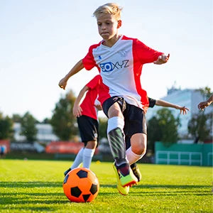 WVVOU shin guards for children, football shin guards for boys and girls, shin guards for men with double adjustable straps